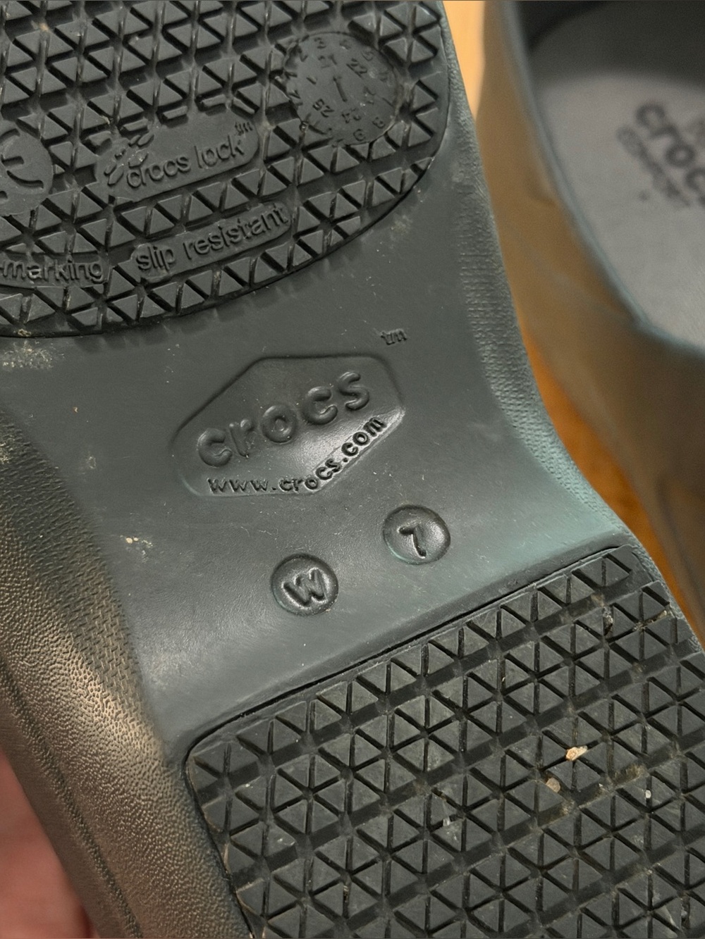 Crocs Dual Comfort 7 Black Neria Pro Work Clogs Slip Resistant - Picture 4 of 11